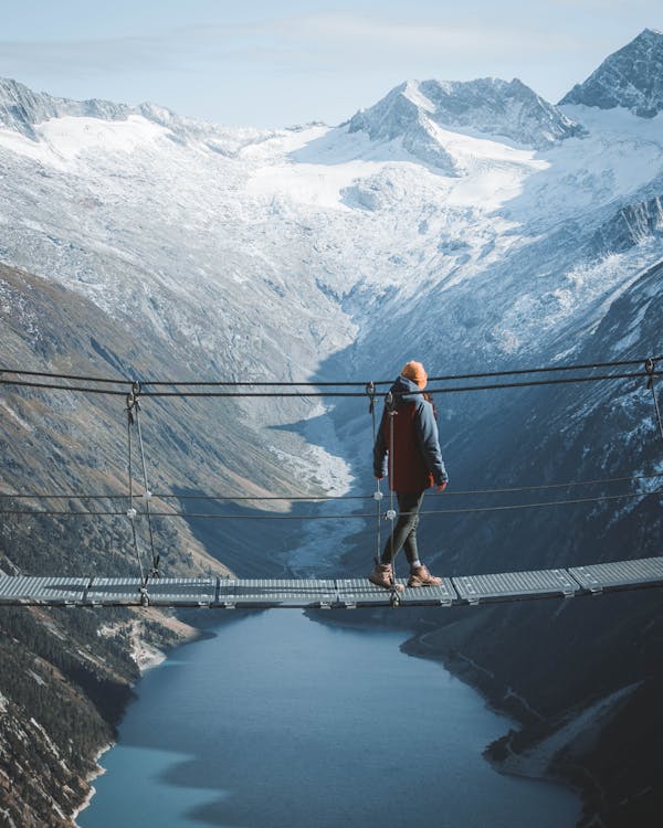 Olperer Suspension Bridge